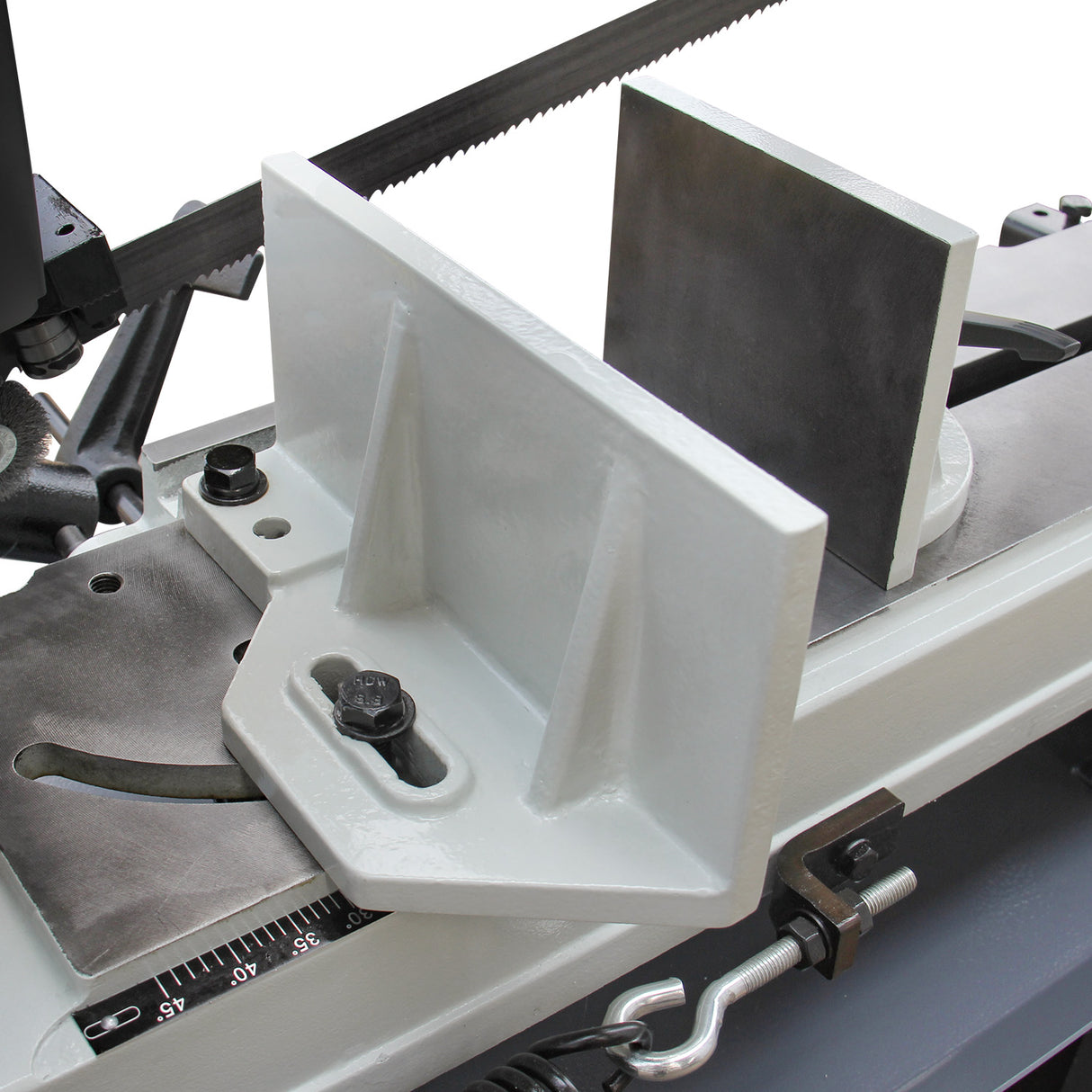 BOKA BS-912B metal band saw 230V 1.1kW with coolant system, 4 speeds, hydraulic cylinder, quick-release vice, miter cut up to 45°, mobile, robust for metal cutting