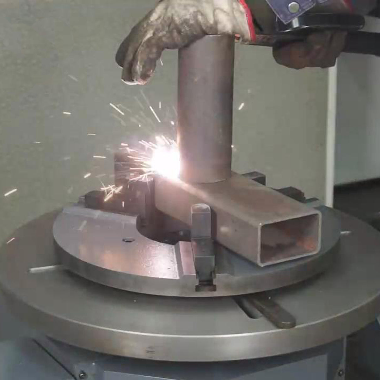 BOKA WP-500T welding positioner, rotary table for welding, 68 mm chuck hole, 360° rotatable, for precise welding and positioning of workpieces