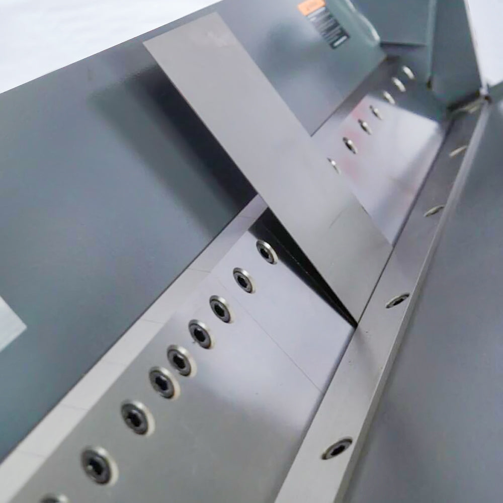 BOKA Abkantbank 1270mm 2,0mm Stahl Fußpedal segmentierter Oberbalken – manuelle Blechbiegemaschine 0–135°, stabile Konstruktion, für Werkstatt & präzise Metallbearbeitung,  PBB-5014